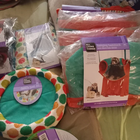 Animal supplies, cages, and food
