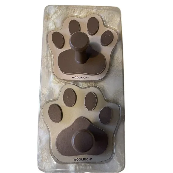 Vintage Woolrich Kids Bear Paw Wall Hooks Cottagecore Cabin Decor Set of 2 New