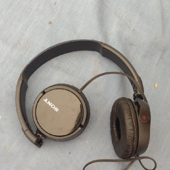 Sony Black Over-Ear Wired Headphones