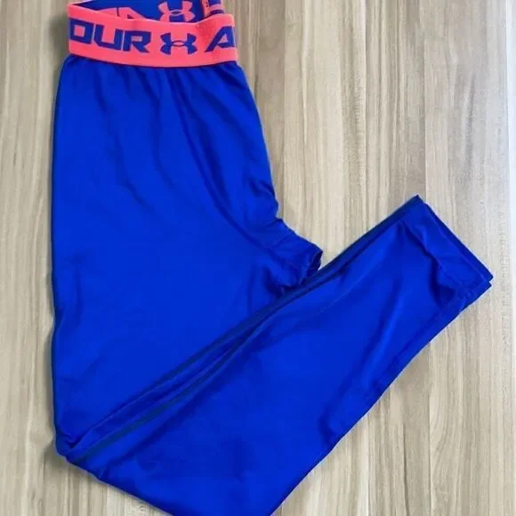 🌻3/20 Under Armour compression pants.  Size Large.