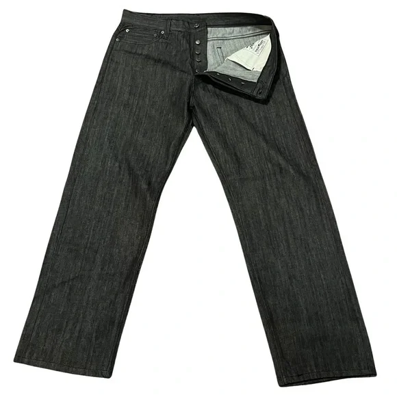 Vintage Levi’s 562 Men’s Dark-Washed Jeans 36x32 LOOSE TAPER 90’s Denim
