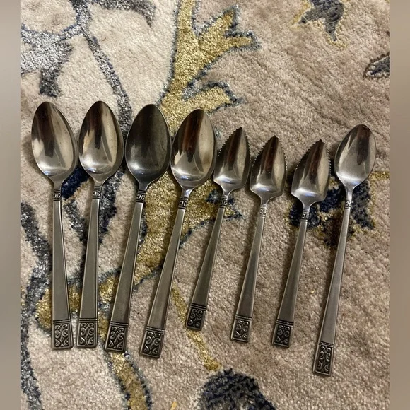 Set of 8 custom design stainless Japan spoons
