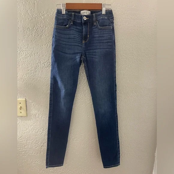 Abercrombie Kids Classic Indigo High Rise‎ Jean Leggings Size 9/10 Long