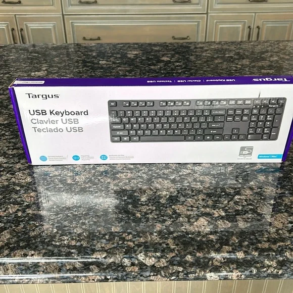 TARGUS USB KEYBOARD NWT