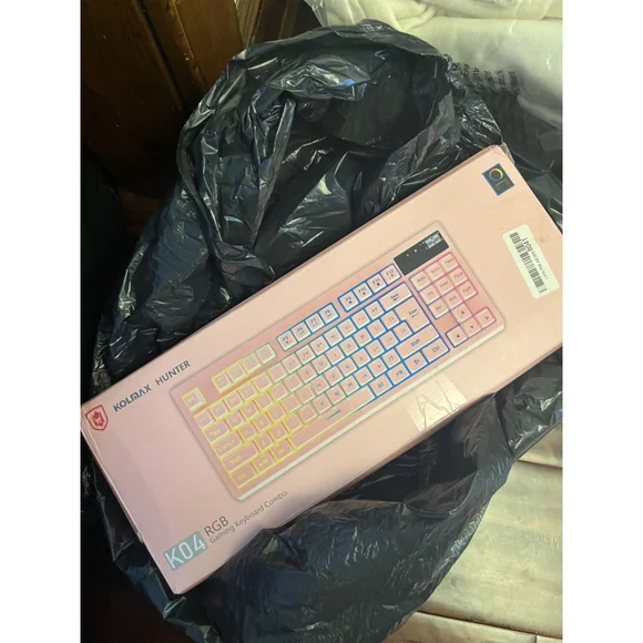 Kolmax Hunter K04 87% RGB White Membrane Gaming Keyboard. (PINK) Used