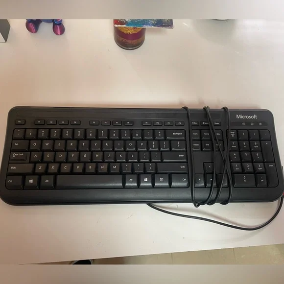 Microsoft Wired Black Keyboard 400