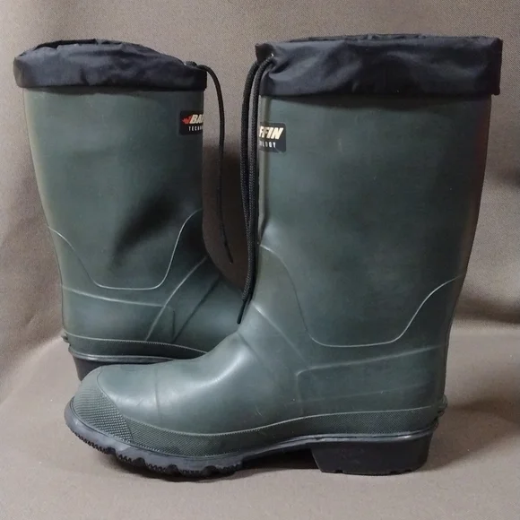 Baffin insulated waterproof rubber boots 11