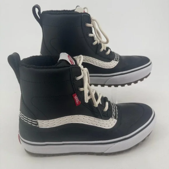 Vans Standard Mid Snow MTE Mens 7 Black White Waterproof Winter Boots Leather