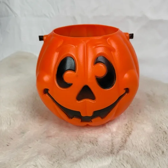 Vintage‎ Orange Blow Mold Pumpkin Halloween Bucket