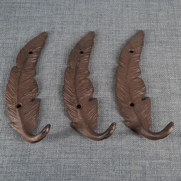Feather Hook Brown Cast Iron Wall Shelf Hooks Heavy Duty Feathers Design Decor