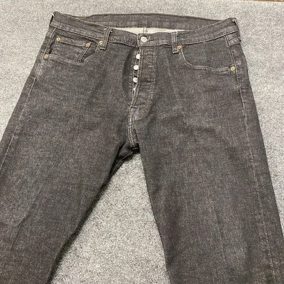 Levis 501 Jeans Mens 38x30 Faded Black Denim Button Fly Retro Style Classic