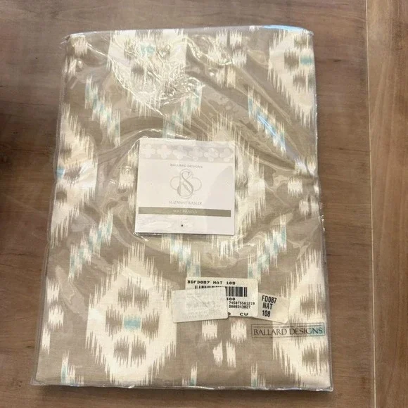 NIB Ballard Designs Suzanne Kasler Ikat Curtain Panel 108in Natural‎ Aqua Linen