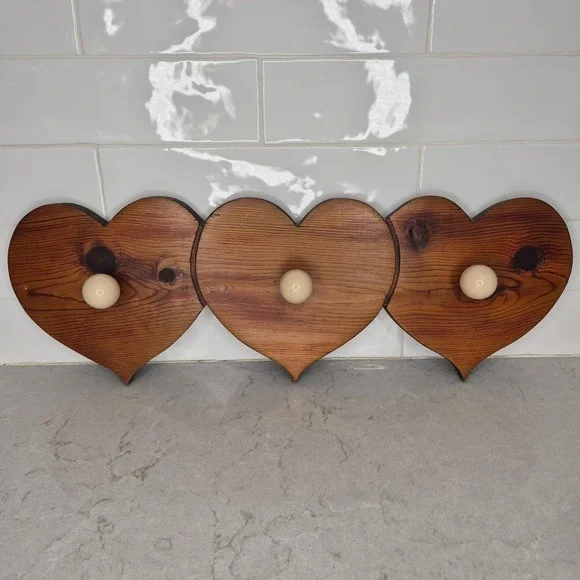 Vintage Wooden 3 Peg Heart Wall Hanging Coat Rack 21