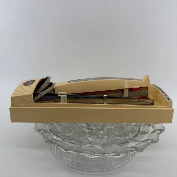 Vintage Sunbeam Electric Slicing Knife Set Cream Beige Wood Accent Original Case