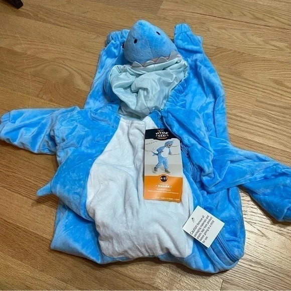 Shark One Piece Union Suit Costume NEW 4-5T Blue Hood 3D Tail Halloween Hyde