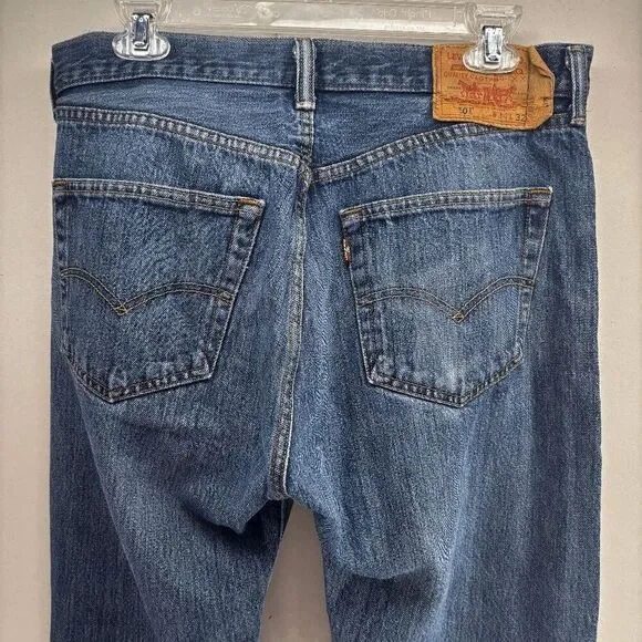 Levis Jeans‎ Mens 34x32 (Fits 32x31) Blue 501 Straight Button Fly American Denim
