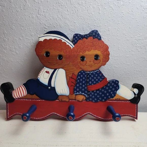 Vintage Wooden Raggedy Ann & Andy Wall Hanger Shelf Red Blue Hearts Rustic Decor