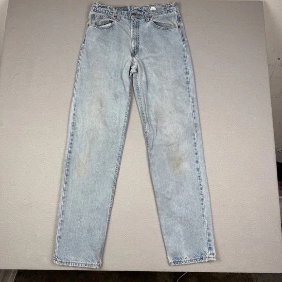 Thrashed Vintage Levis 550 Relaxed Fit Jeans Light Wash Made in USA W34 L36 90s