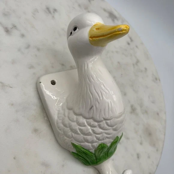 Vintage White Ceramic Duck Head Yellow Beak‎ Towel Holder Wall Mount Hanger