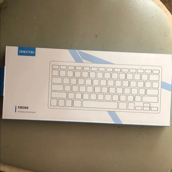 OMOTON KB066 Wireless Keyboard for Mac