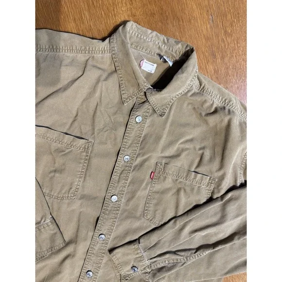 Levis Corduroy Shirt Mens L Khaki Tan‎ Button Up 2 Pocket Workwear Cotton