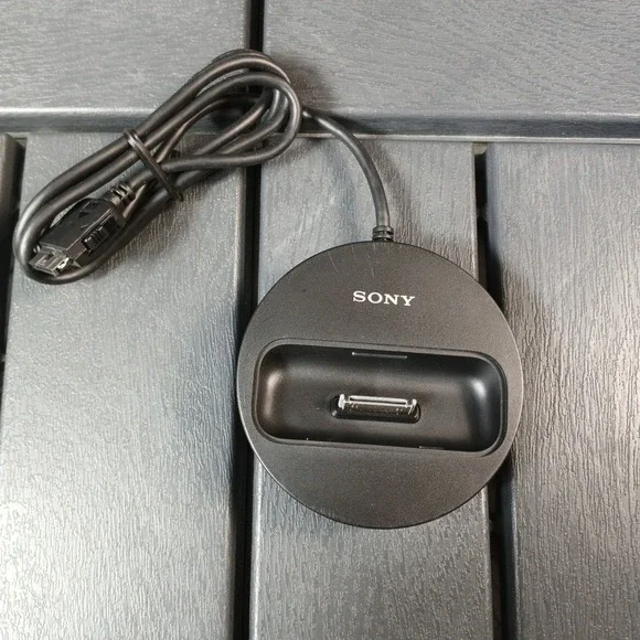 Sony Digital Media Port Adapter TDM-iP10 Apple Ipod Charging‎ Dock Station ZA