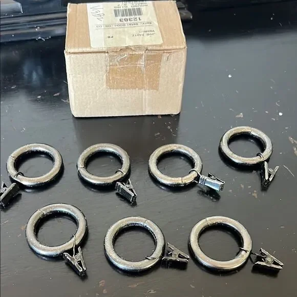 Pottery Barn Round Small Curtain Rings set of 7