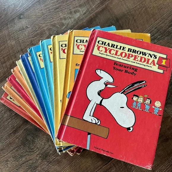 Vintage 1980s Charlie Brown’s Cyclopedia Book Lot – Peanuts Hardcover Set 11