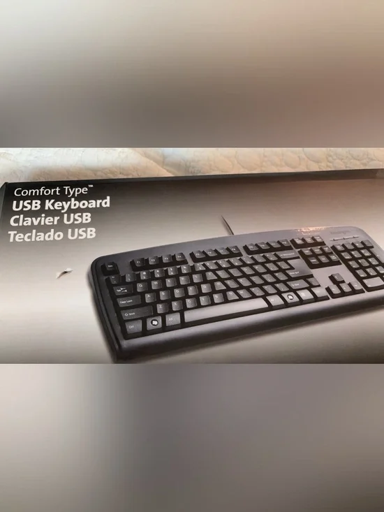 Kensington Pro Fit USB Washable Keyboard (Model K64407) w/Logitech Mouse