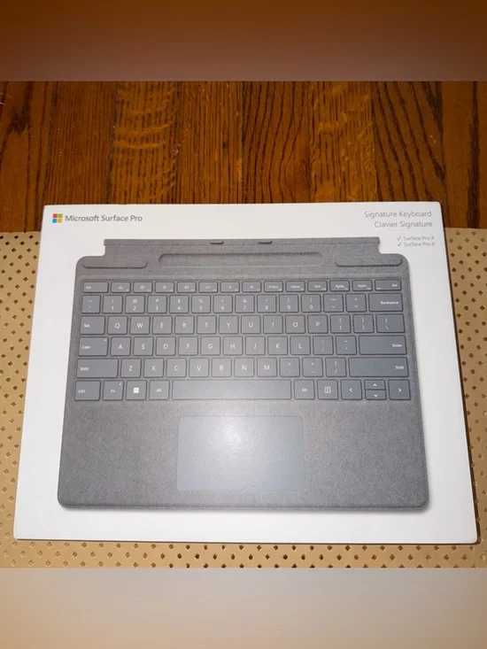 Microsoft Surface Pro Signature Keyboard Alcantara, Surface Pro X & 8 - Ice Blue