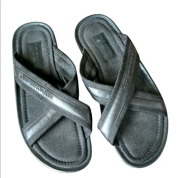 Louis Vuitton Black Damier Thong Sandals‎