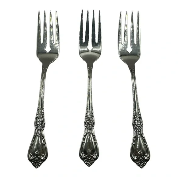 Oneida Kennett Square Fish Forks Set Of Three Stainless Floral Flatware