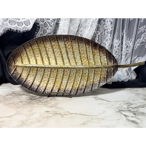 Metal Leaf Wall Hanging Art or Decorative Tray 16