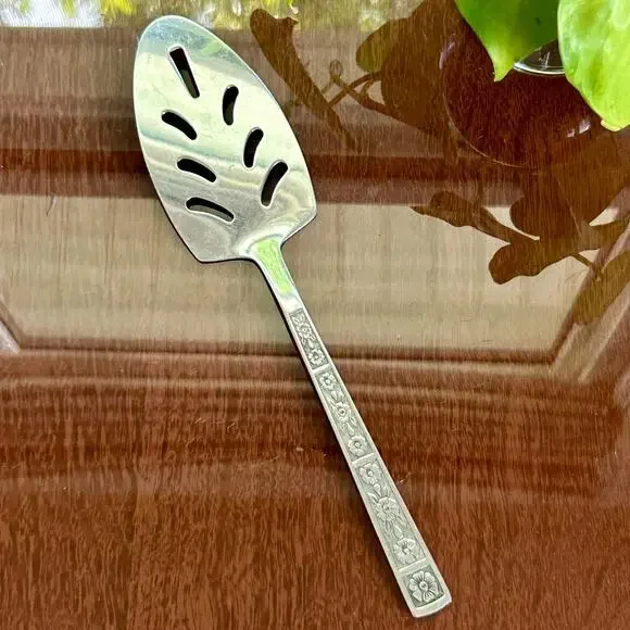 Vintage Imperial International Dessert Cake Server Japan 9”
