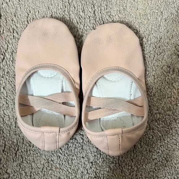 Elle Kids Ballet Slippers in Soft Pink
