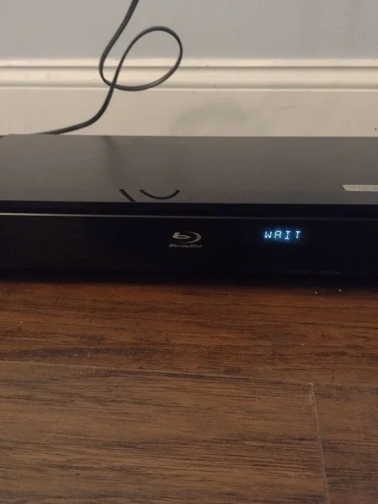Sony Blu Ray DVD disc player Avchd HDMI N460 1160743 model