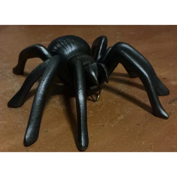 6‎ In Cast Iron Spider Wall Decor