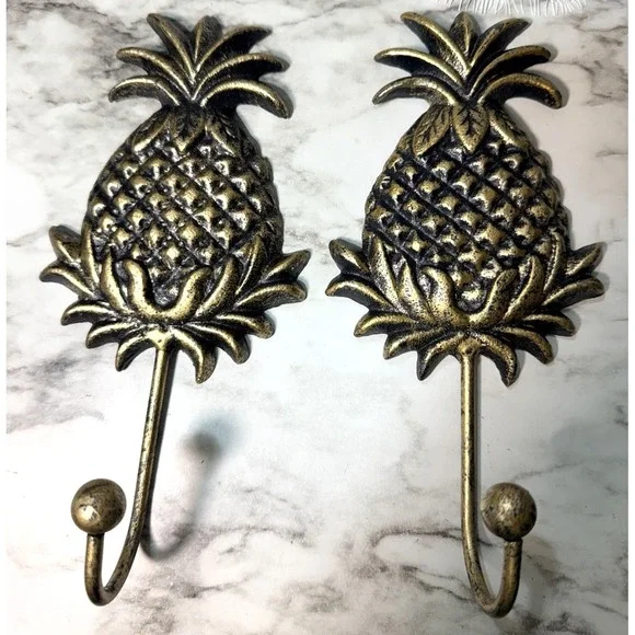 2~Cast Iron Pineapple Wall Hanging Hook, Coat, Hat, Towel Hanger Gold 8
