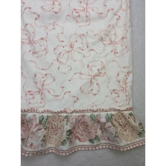 Vintage 80 90s Cottagecore Grandmillennial Floral Pink Bow Ribbons Chintz Single