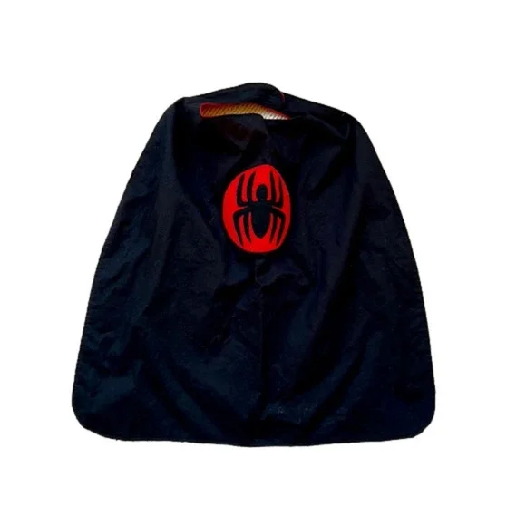 🕷️🕸️Reversible Spider Man red and black cape - kids size 5-6🕷️🕸️