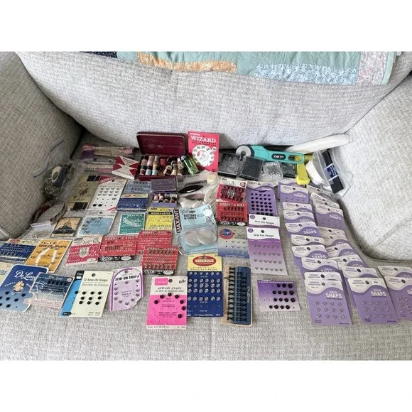 Vintage Lot Of Snap Fasteners, Hooks Eye And Loops, Thread, Sewing Supplies