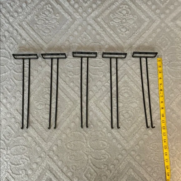 Black Metal Wall Glass Holder Hooks Set