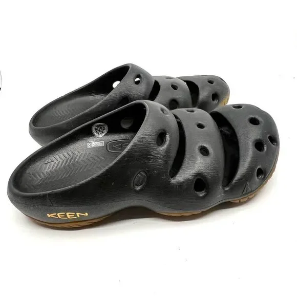 KEEN Yogui Black Perforated Slip-On EVA Rubber Clogs EU 42 M 9 W 11 Unisex