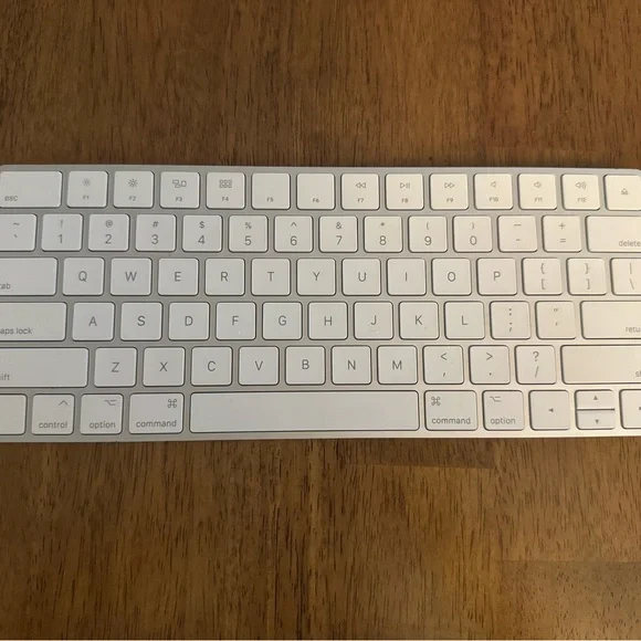 Apple Wireless Keyboard