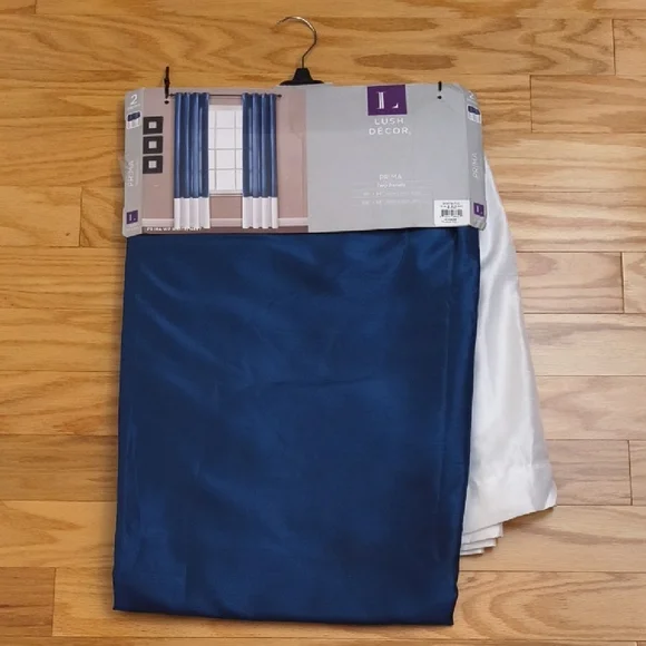 Lush Decor Light Filtering Curtains 2 Panels White & Navy NWT-D