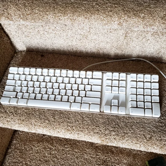 Apple keyboard