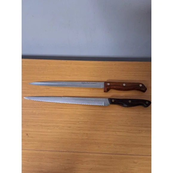Vintage Pair Of Wooden Handle Knives. Mighty Oak By Imperial & Lifetime Cutlery