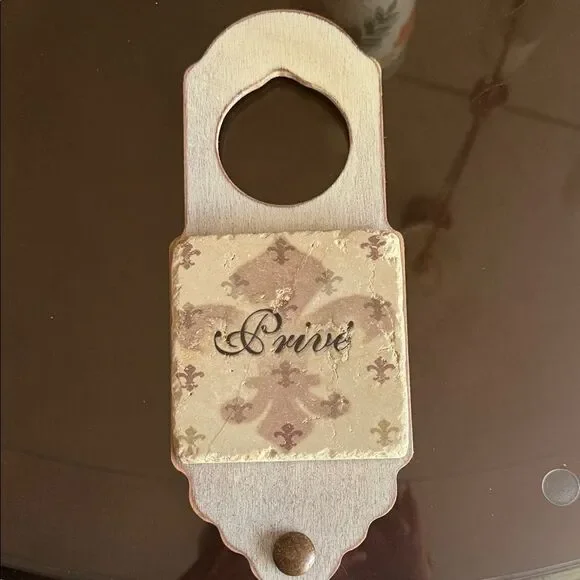 Prive’ Door Hanger Sign!