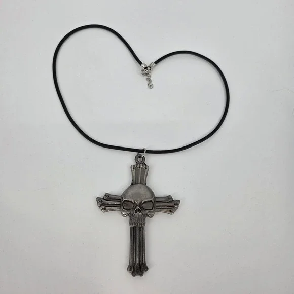 Cross Skull Neck Knife Choker Necklace Biker Motorcycle Ride Hard Brotherhood