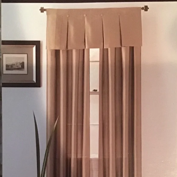 Chris Madden Full Length Curtains Drapes